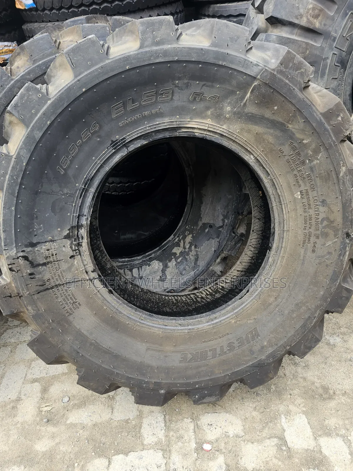 16.9-24 Backhoe Tyre Westlake