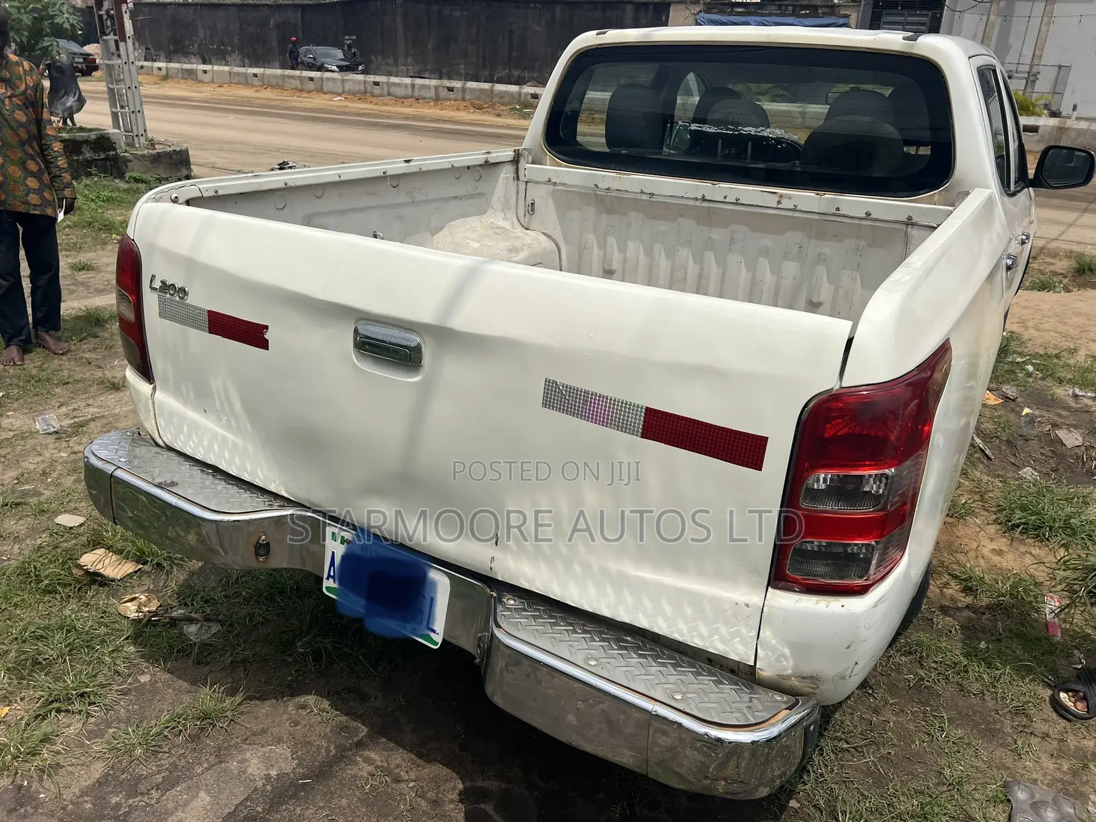 Mitsubishi L200 Club Cab 2.5 136hp 4WD 2010 Off white
