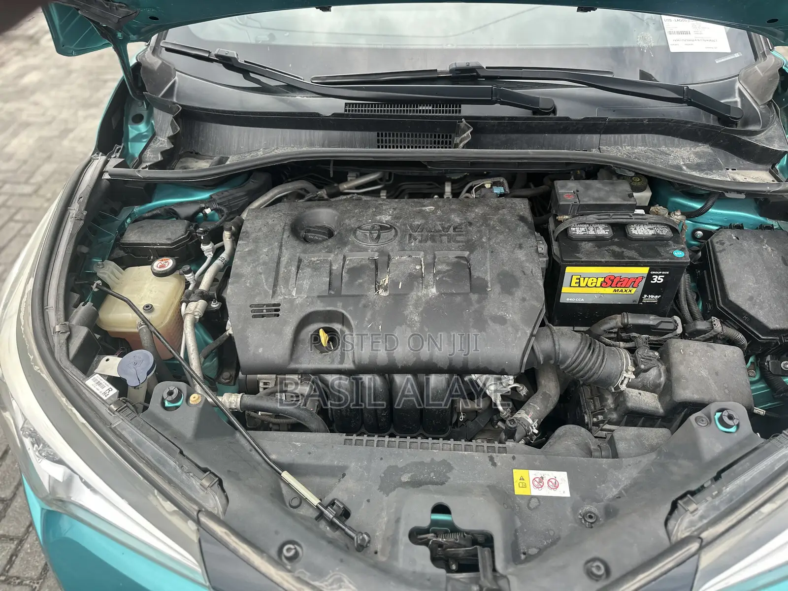 Toyota C-HR XLE FWD Sport Utility (2.0L 4cyl 2AM) 2018 Blue