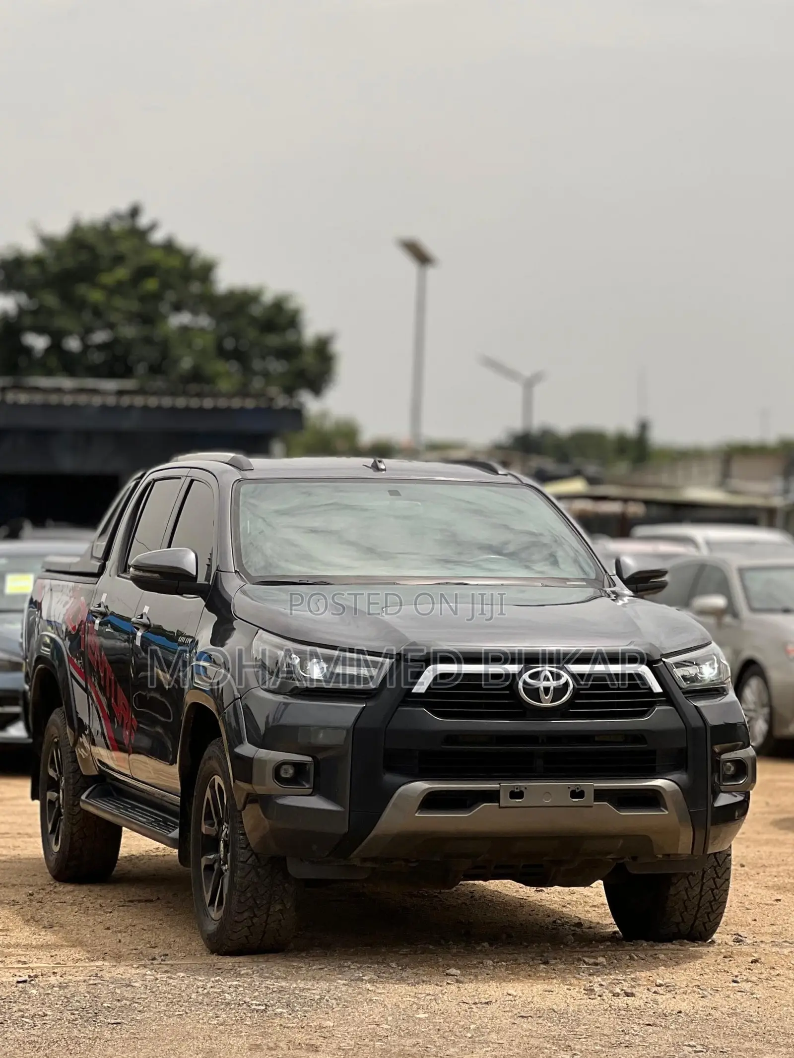 Toyota Hilux 2021 Gray