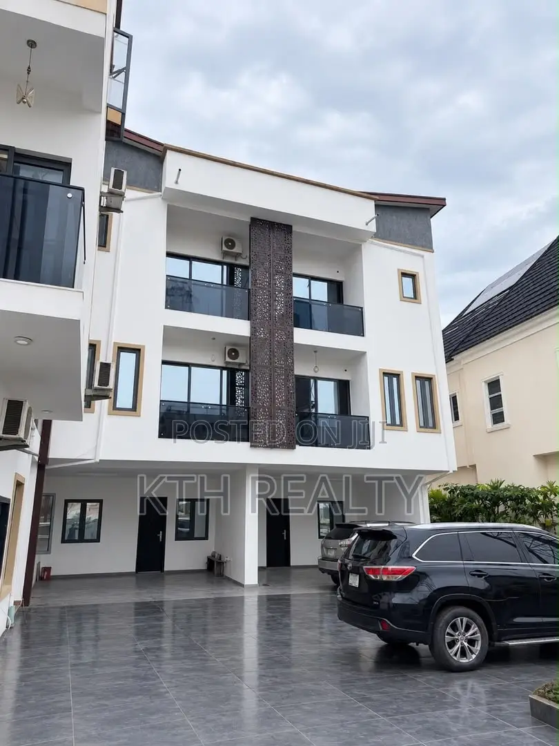3bdrm Duplex in Lcc, Lekki Phase 2 for rent