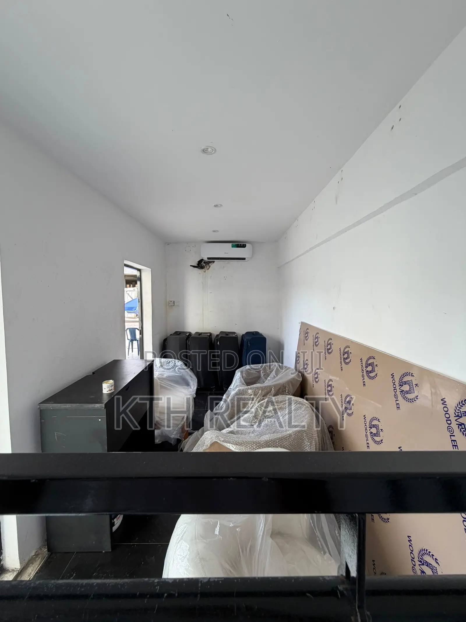 Commercial Open Space for Rent