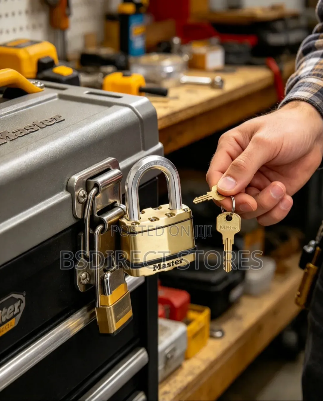 Masterlock Brass Finish Maximum Security 64mm Padlock