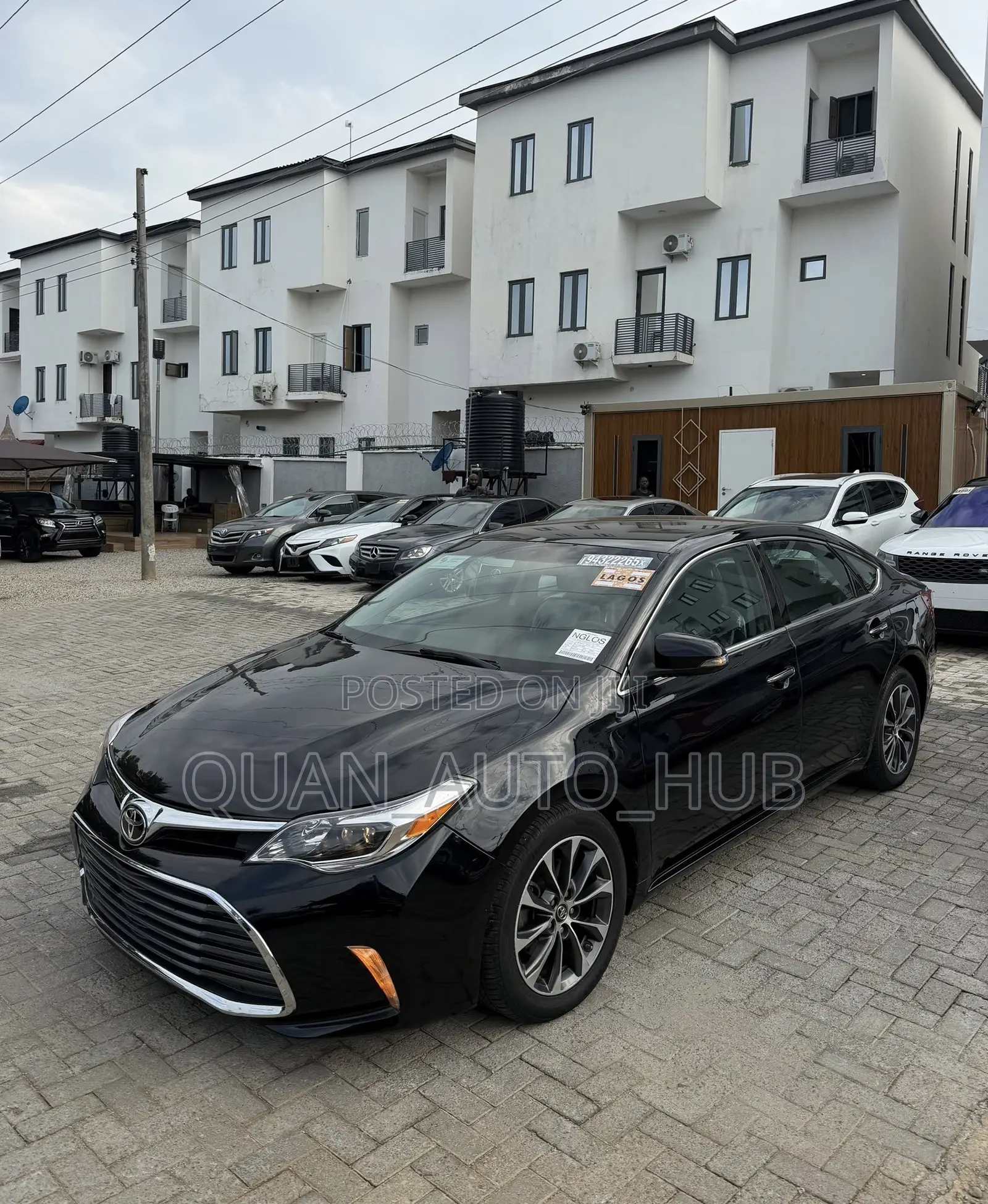 Toyota Avalon XLE Premium FWD Sedan (3.6L 6cyl 6A) 2016 Black