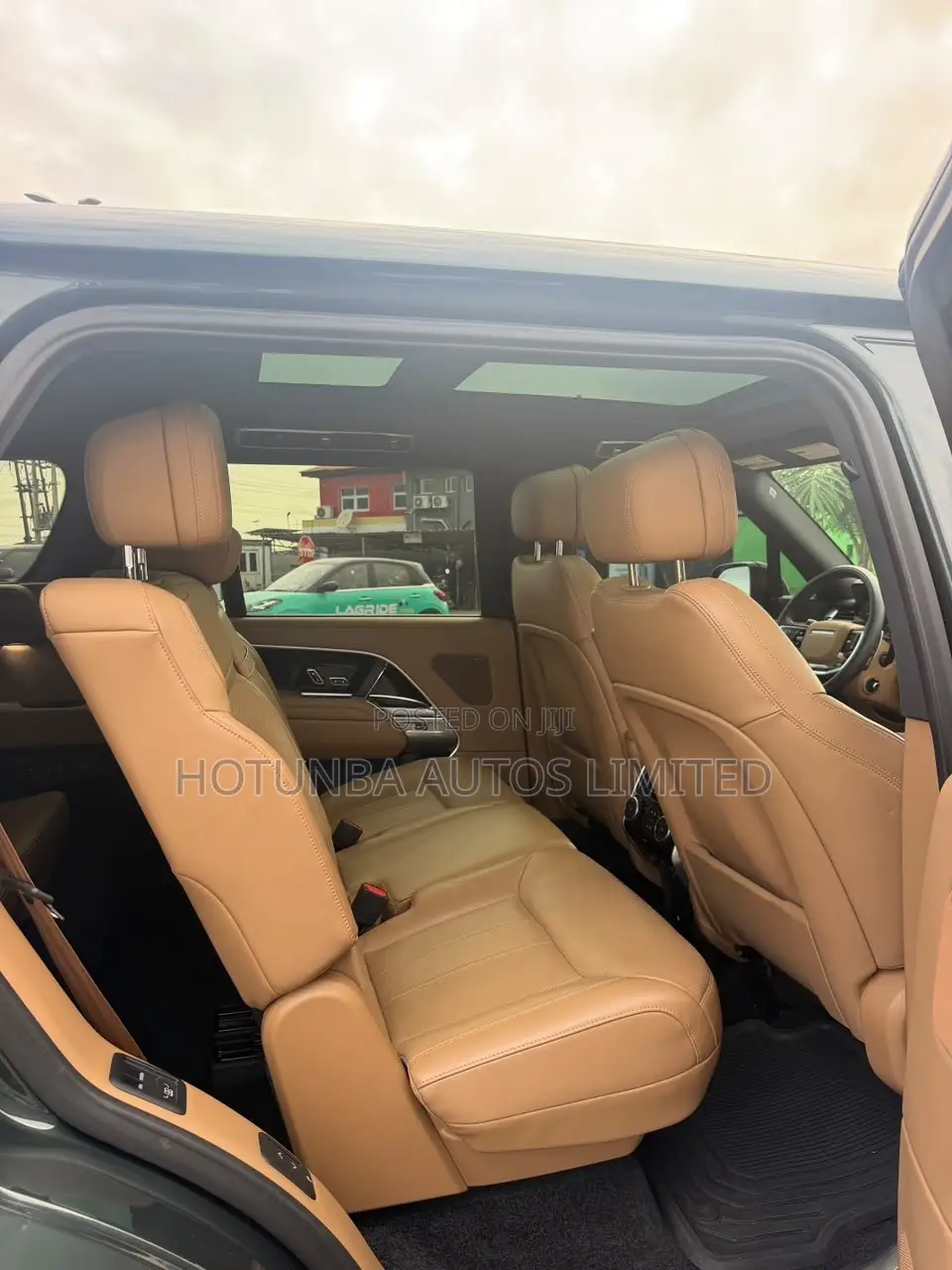 Land Rover Range Rover P400 SE LWB 7 Seat 2025 Green