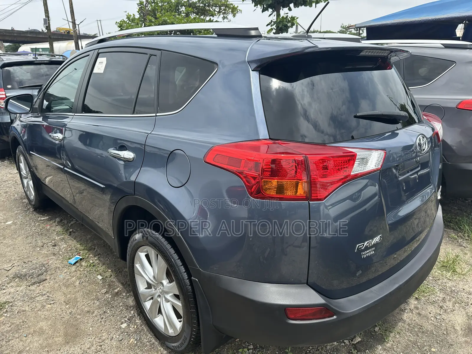 Toyota RAV4 XLE 4dr SUV AWD (2.5L 4cyl 6A) 2015 Blue