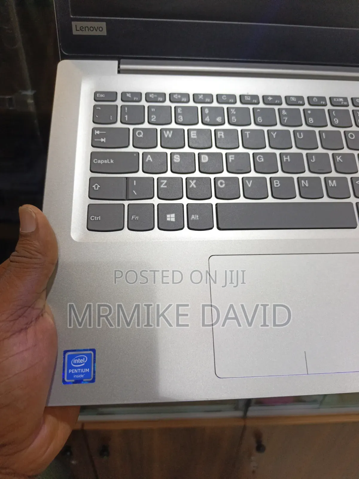 Laptop Lenovo IdeaPad 120S 4GB Intel Pentium SSD 60GB