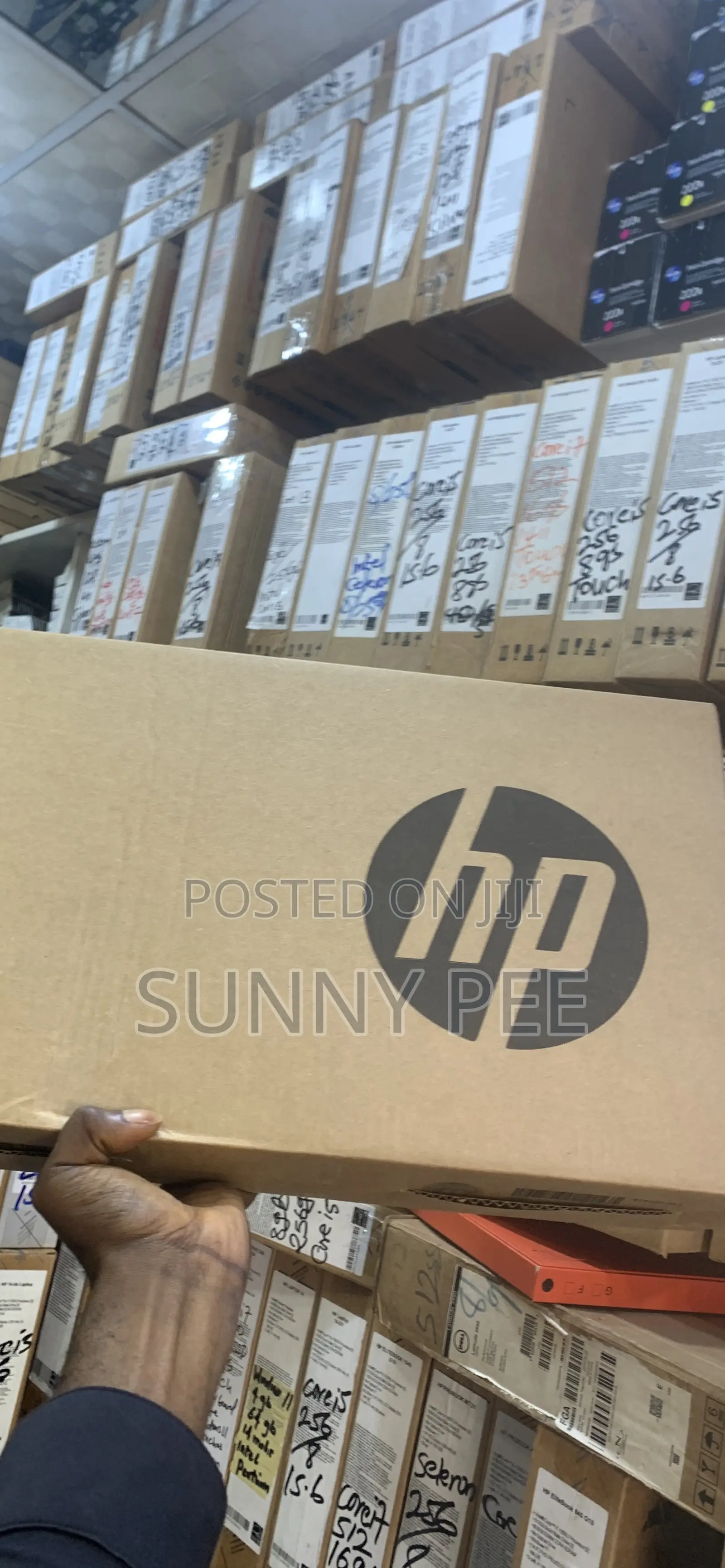 New Laptop HP 15-dy1032wm 8GB Intel Core i5 SSD 256GB