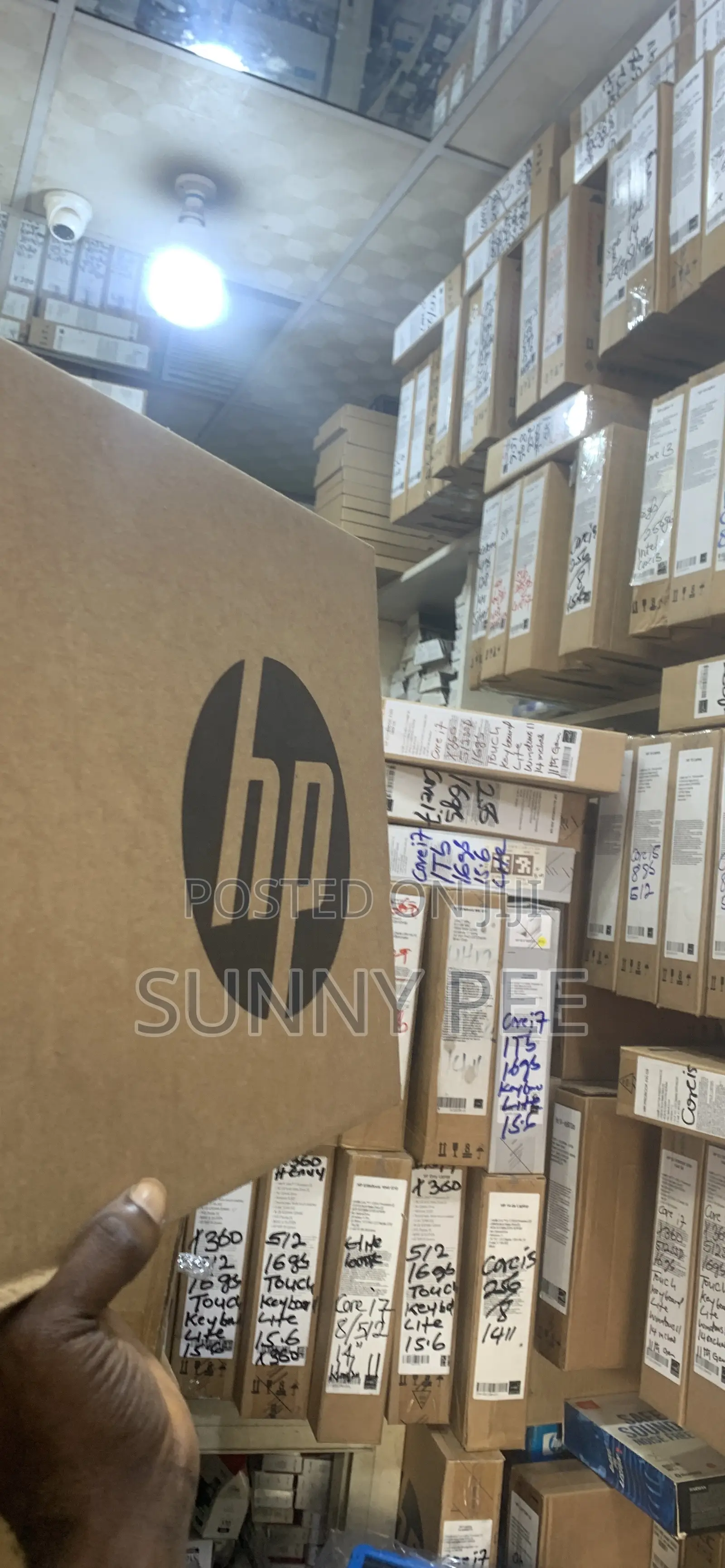 New Laptop HP 15-dy1032wm 8GB Intel Core i5 SSD 256GB