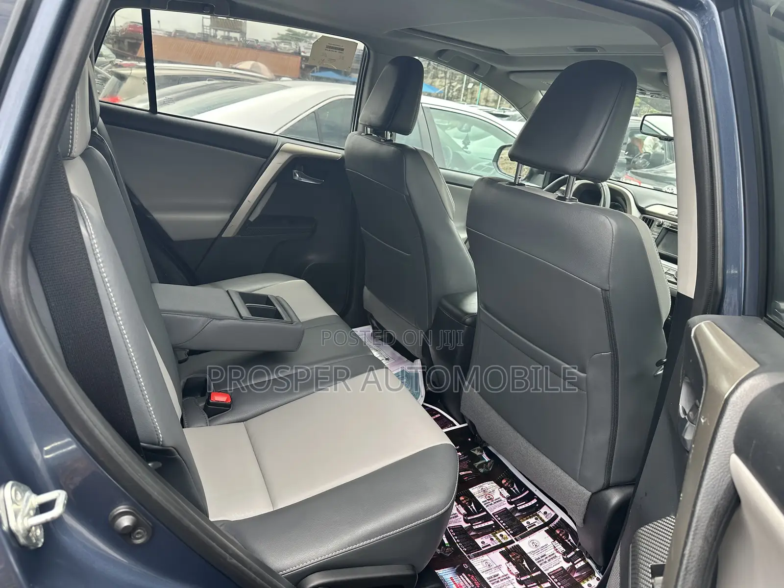 Toyota RAV4 XLE 4dr SUV AWD (2.5L 4cyl 6A) 2015 Blue