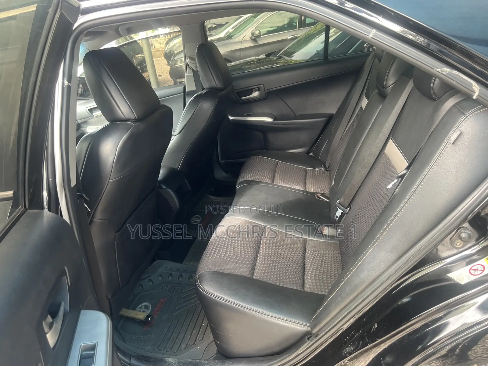 Toyota Camry SE 4dr Sedan (2.5L 4cyl 6A) 2013 Black