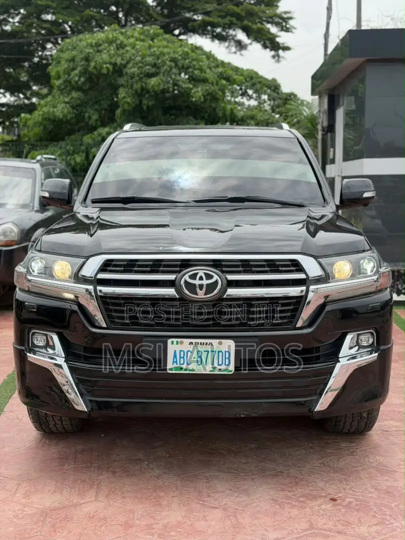 Toyota Land Cruiser 4.0 V6 GXR 2020 Black