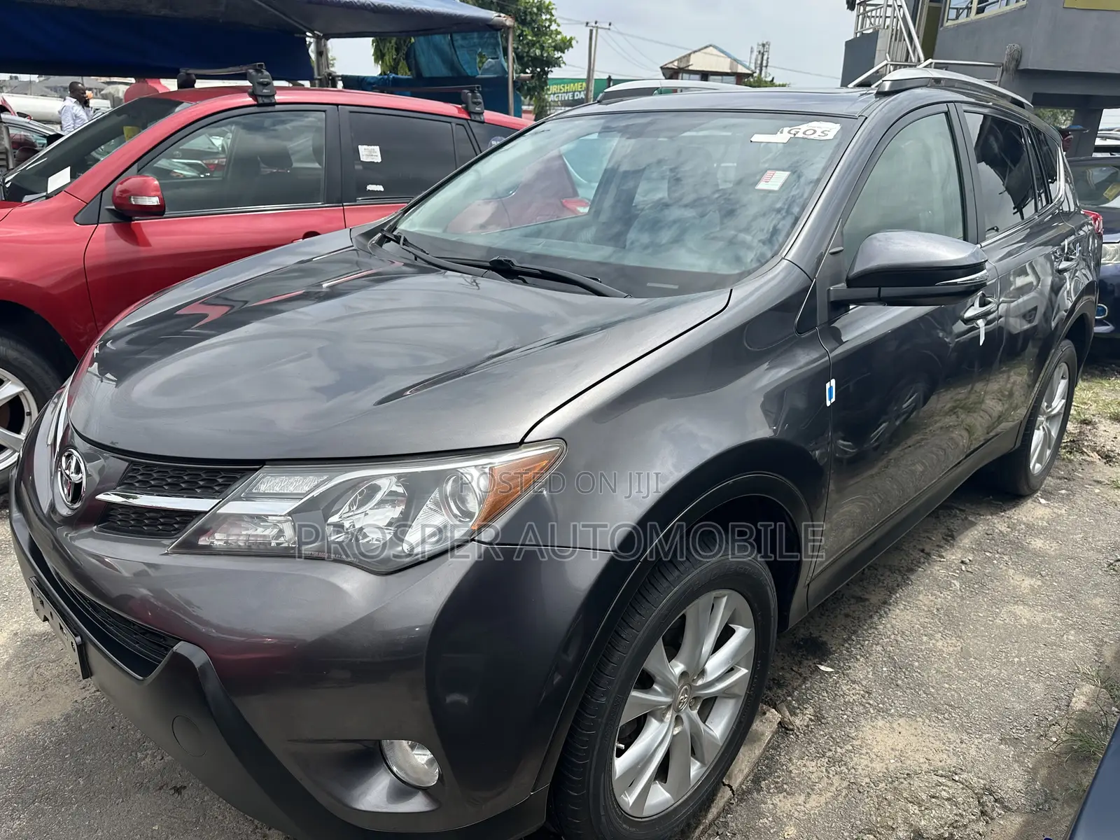 Toyota RAV4 XLE 4dr SUV AWD (2.5L 4cyl 6A) 2014 Gray