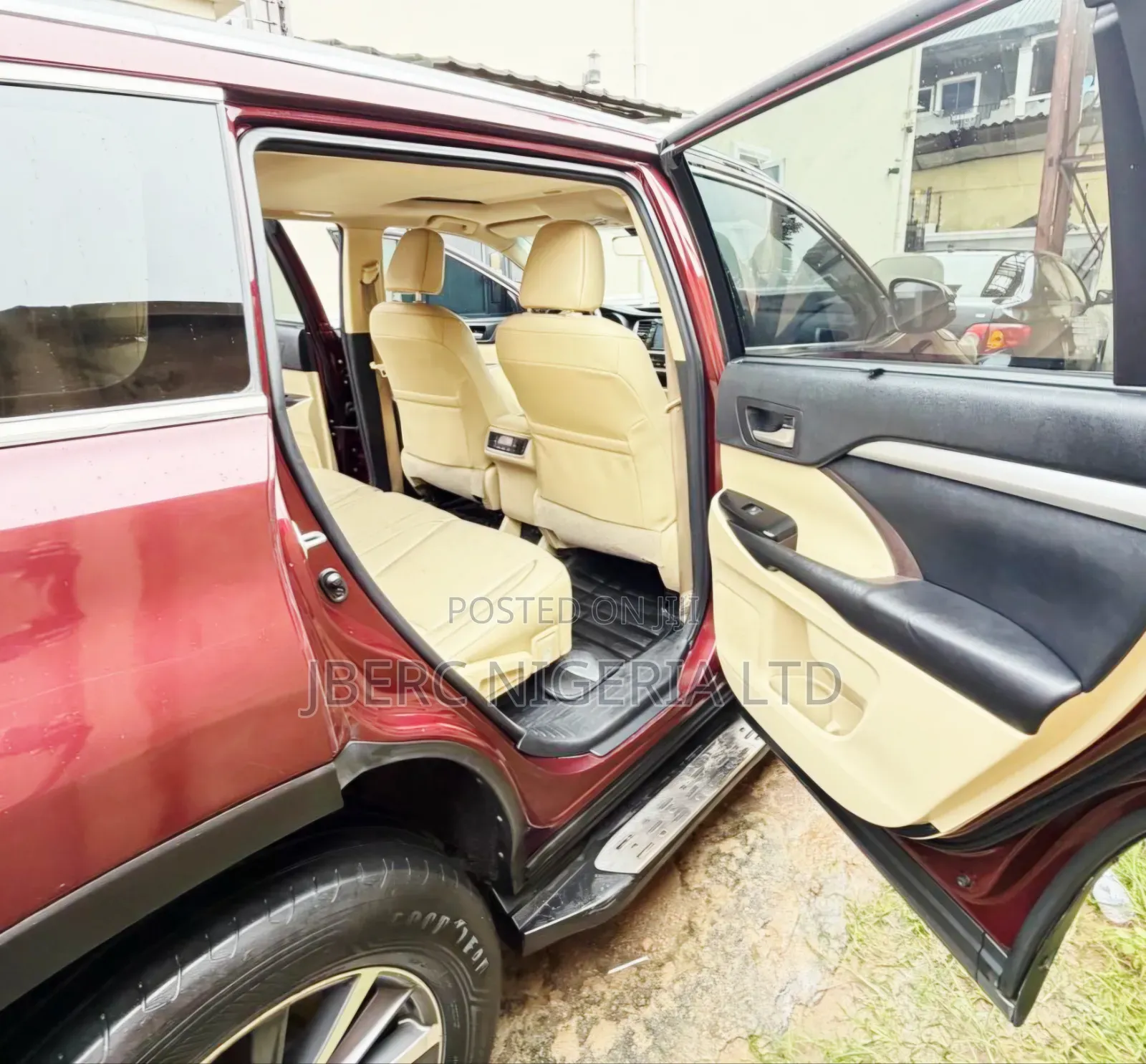 Toyota Highlander XLE 4x4 V6 (3.5L 6cyl 8A) 2018 Burgundy