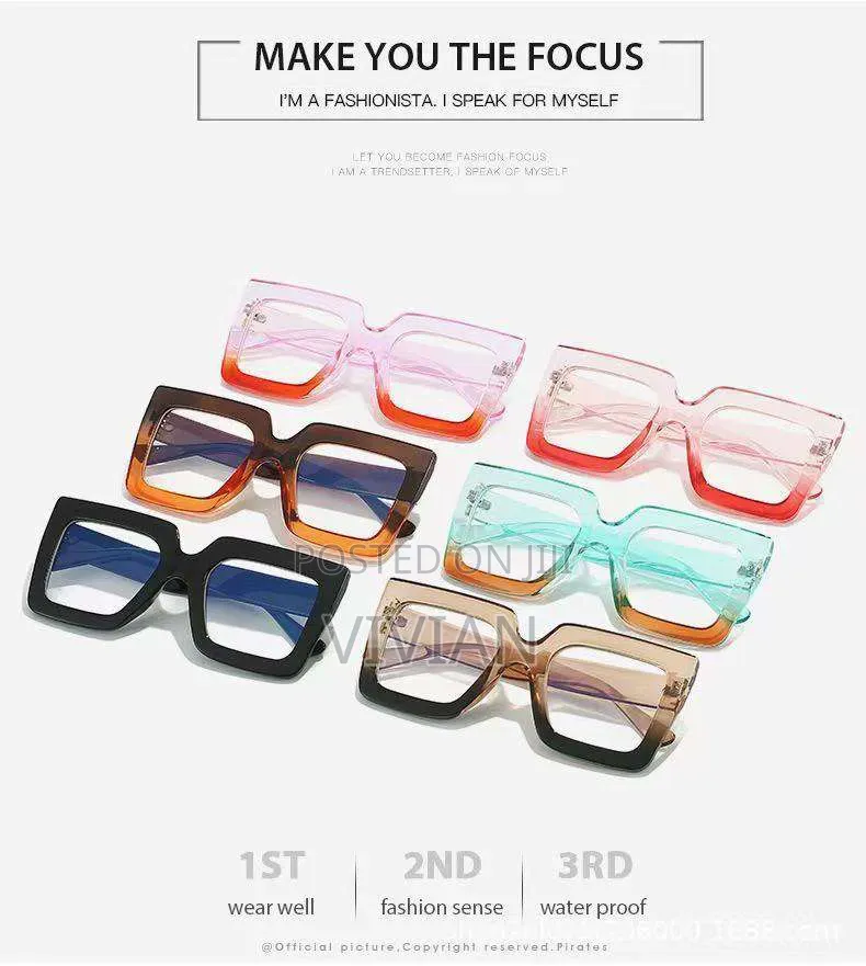 Unquie Glasses