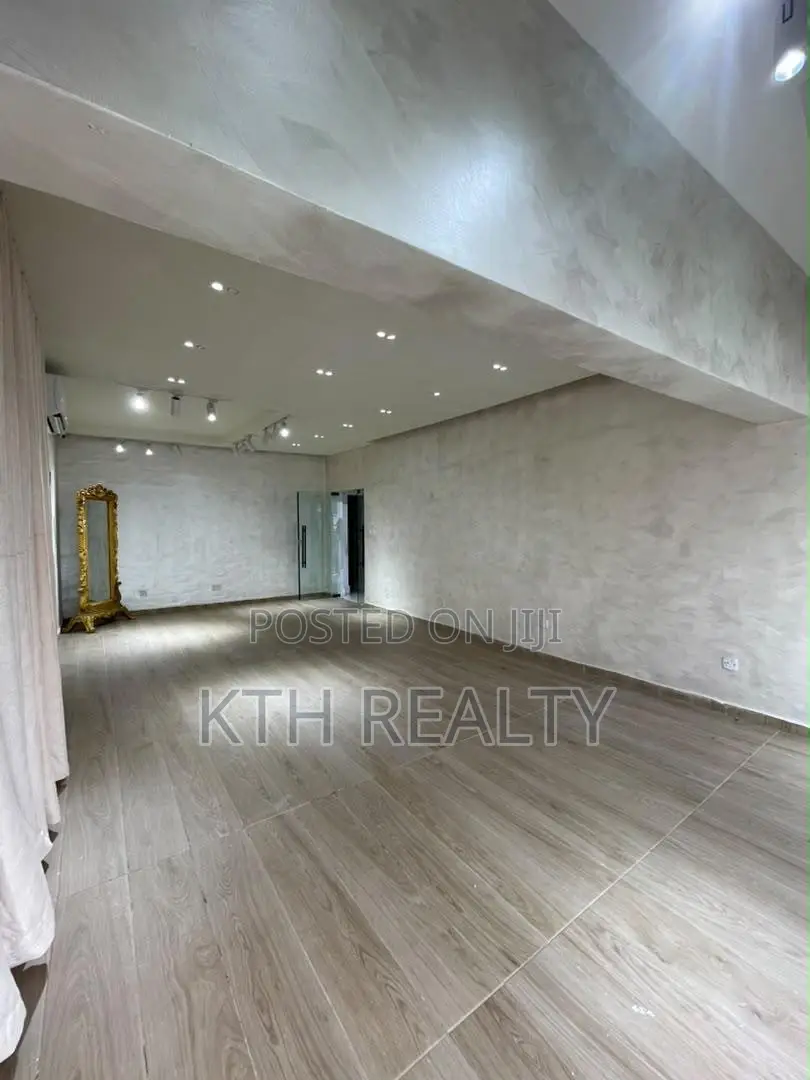 50sqm Commercial Space