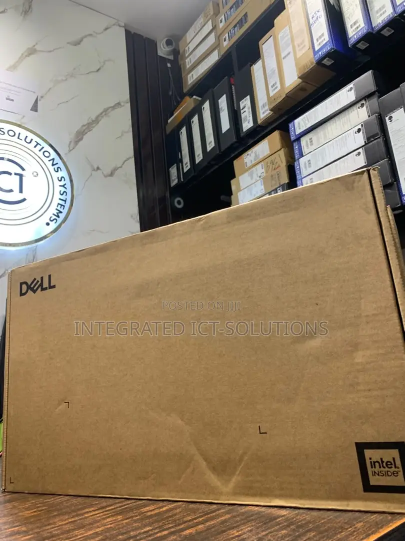 New Laptop Dell 64GB Intel Core Ultra 9 SSD 1T
