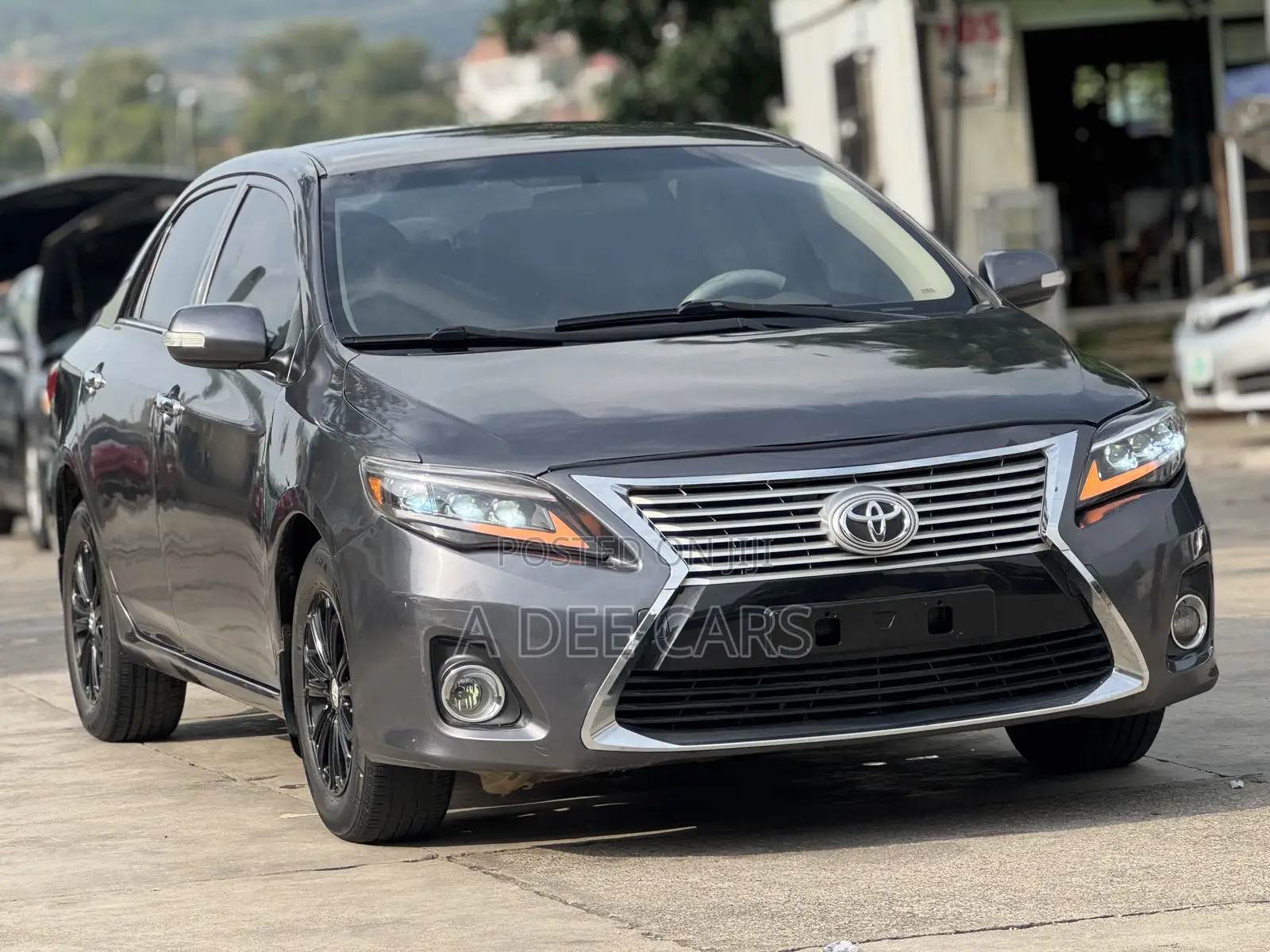 Toyota Corolla LE 4dr Sedan (1.8L 4cyl 4A) 2011 Gray