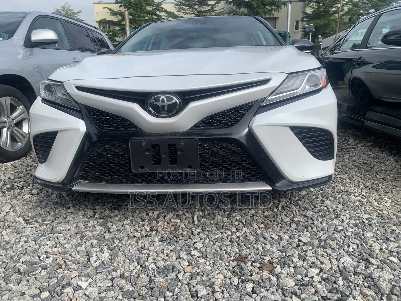 Toyota Camry XSE FWD 2020 White