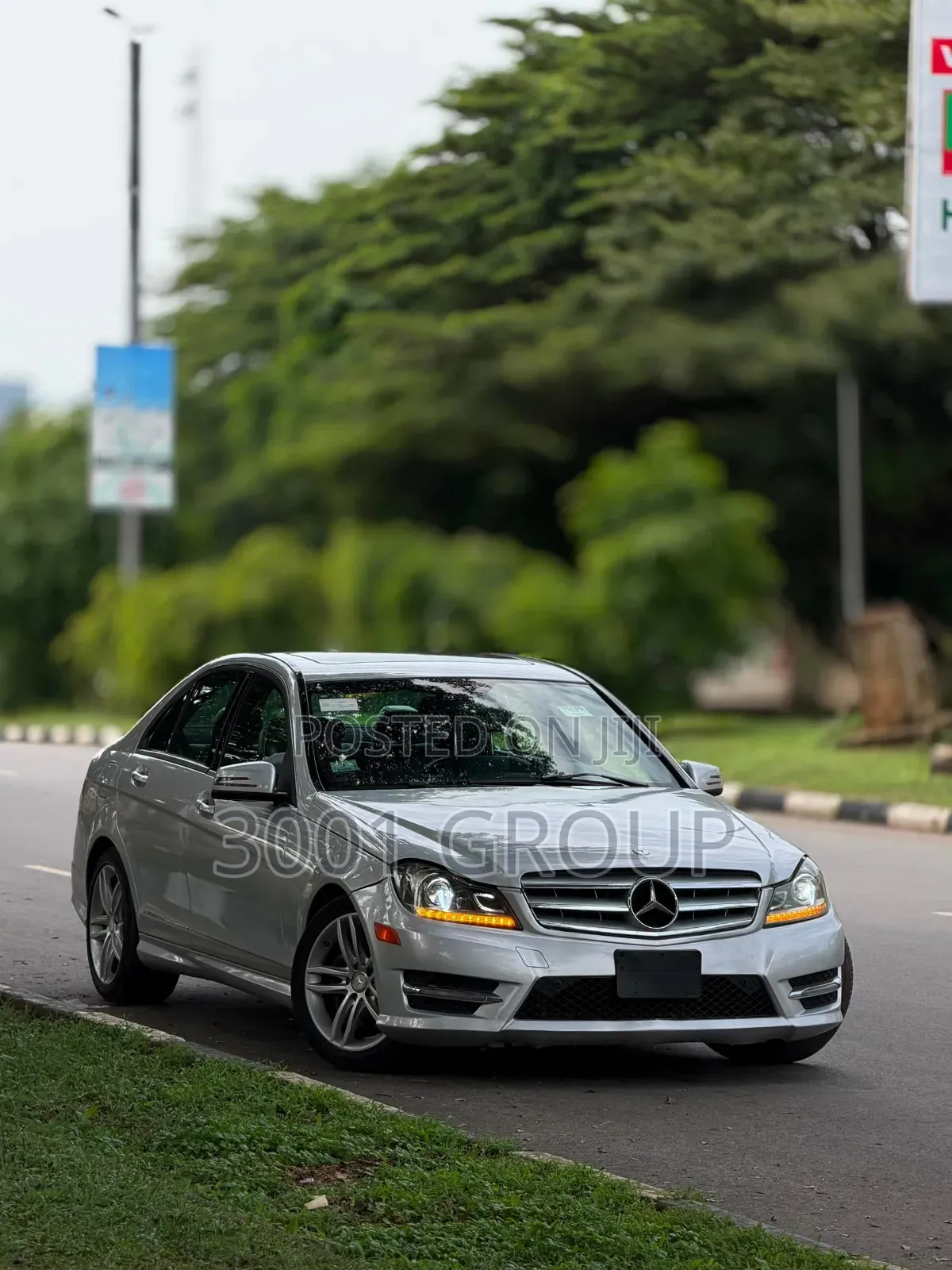 Mercedes-Benz C300 2013 Silver
