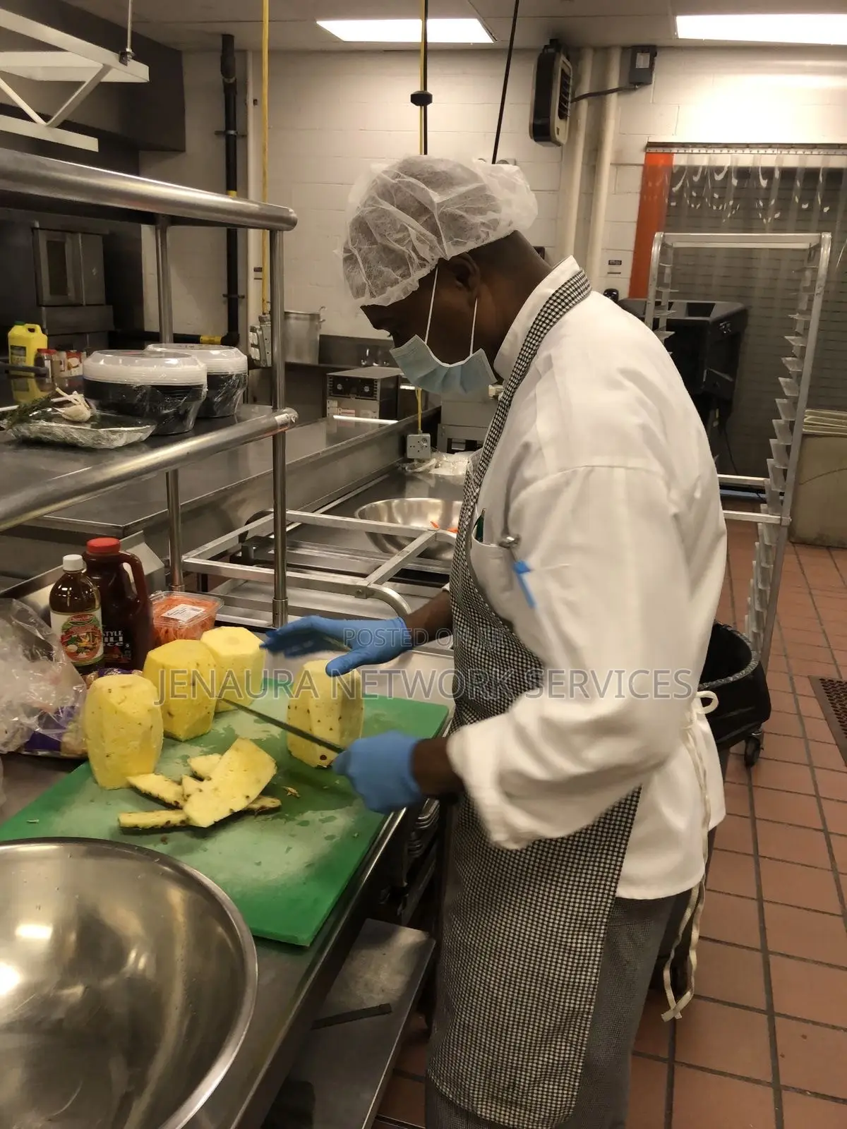 Housekeeper, Barman & Kitchen Staff Needed – Awoyaya Lagos