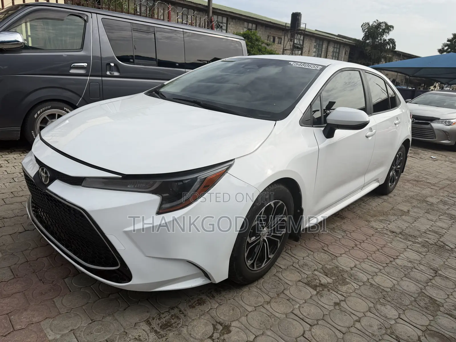 Toyota Corolla LE 2023 White