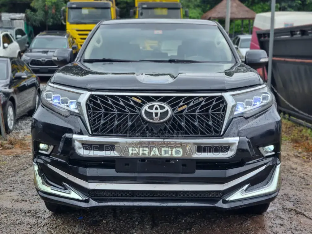 Toyota Land Cruiser Prado 2016 Black