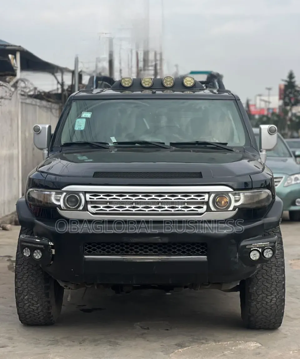 Toyota FJ Cruiser 2008 Black