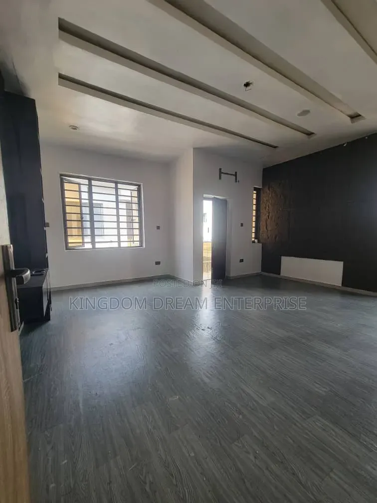 3bdrm Duplex in Orchid Lekki Lagos for rent