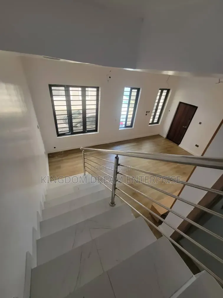 3bdrm Duplex in Orchid Lekki Lagos for rent