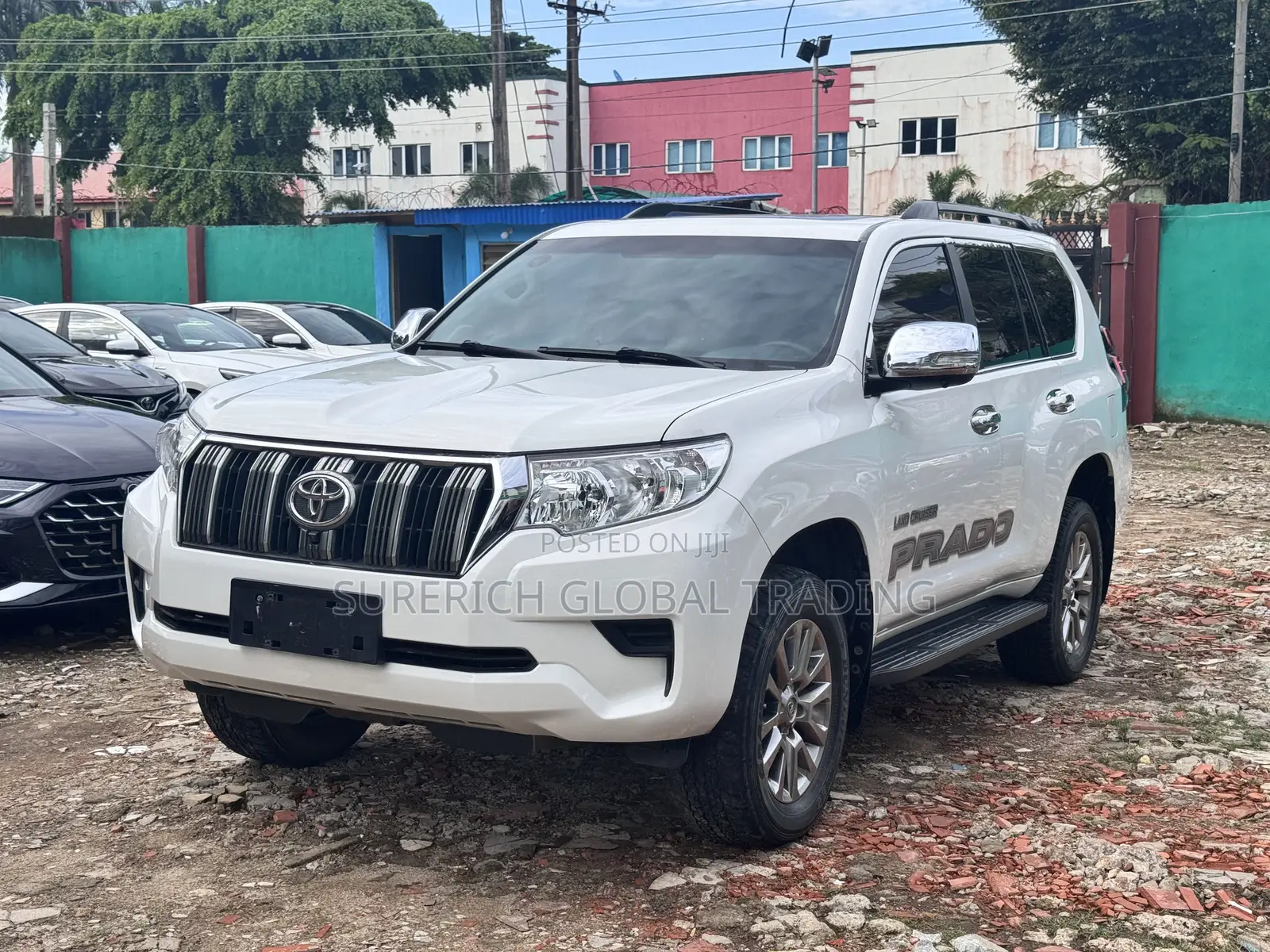 Toyota Land Cruiser Prado 2019 White
