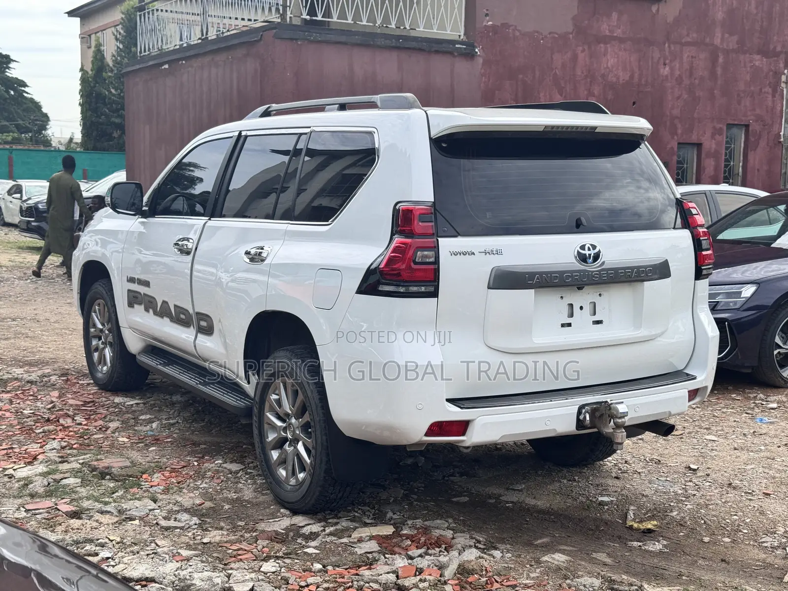 Toyota Land Cruiser Prado 2019 White