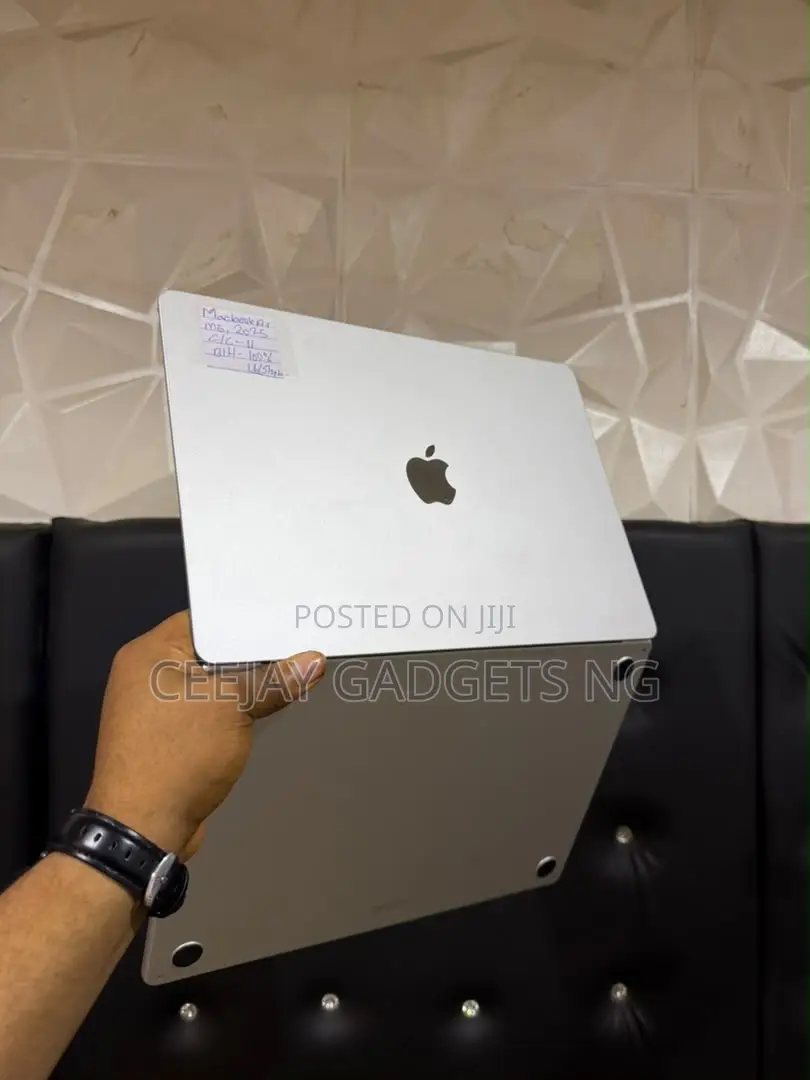 Laptop Apple MacBook Air 2026 M5 16GB Apple M5 SSD 512GB