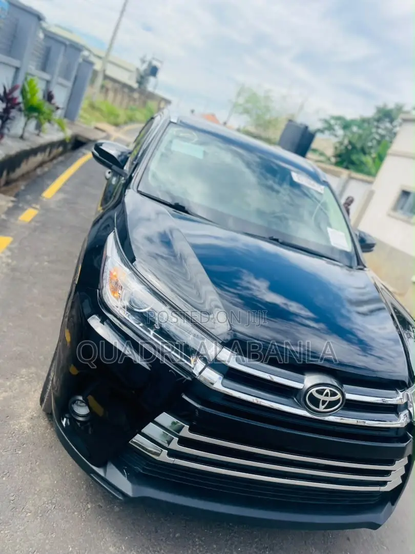 Toyota Highlander XLE 4dr SUV AWD (3.5L 6cyl 6A) 2015 Black