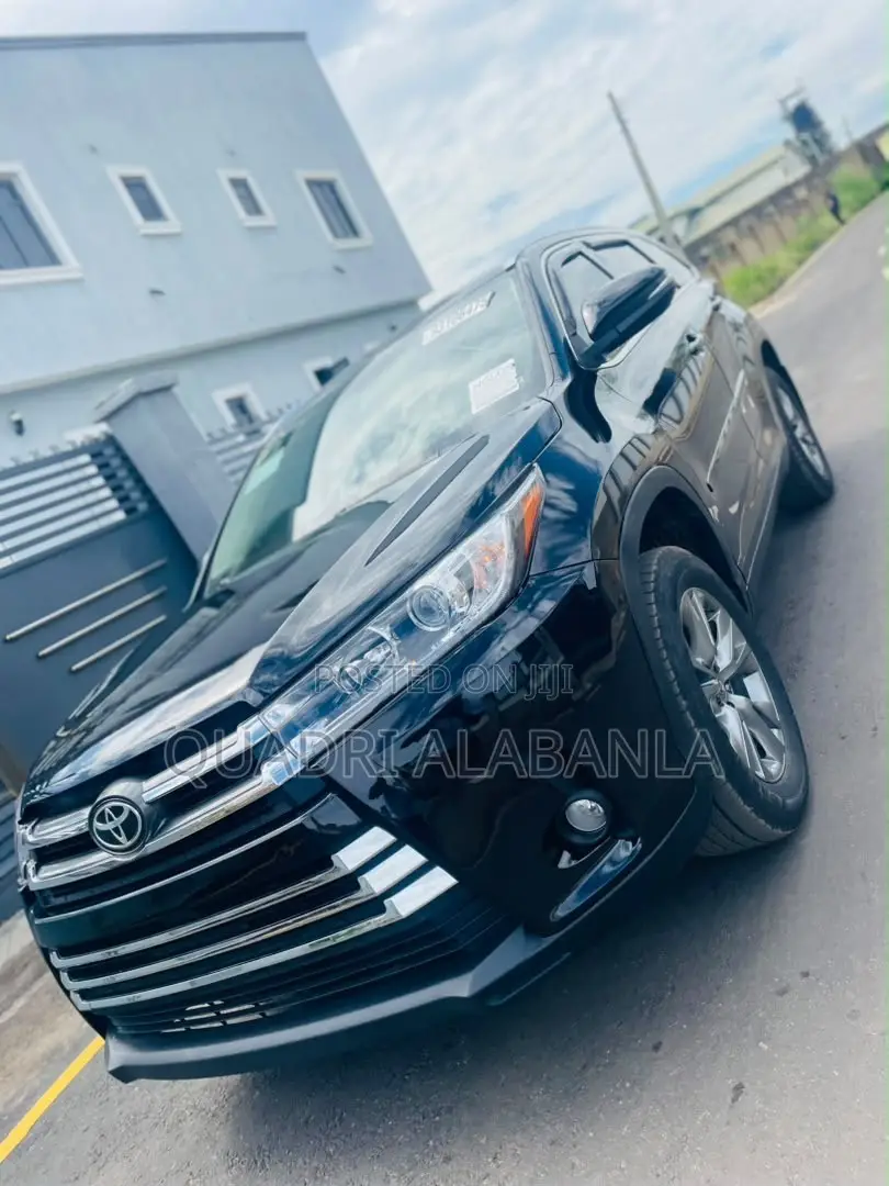 Toyota Highlander XLE 4dr SUV AWD (3.5L 6cyl 6A) 2015 Black