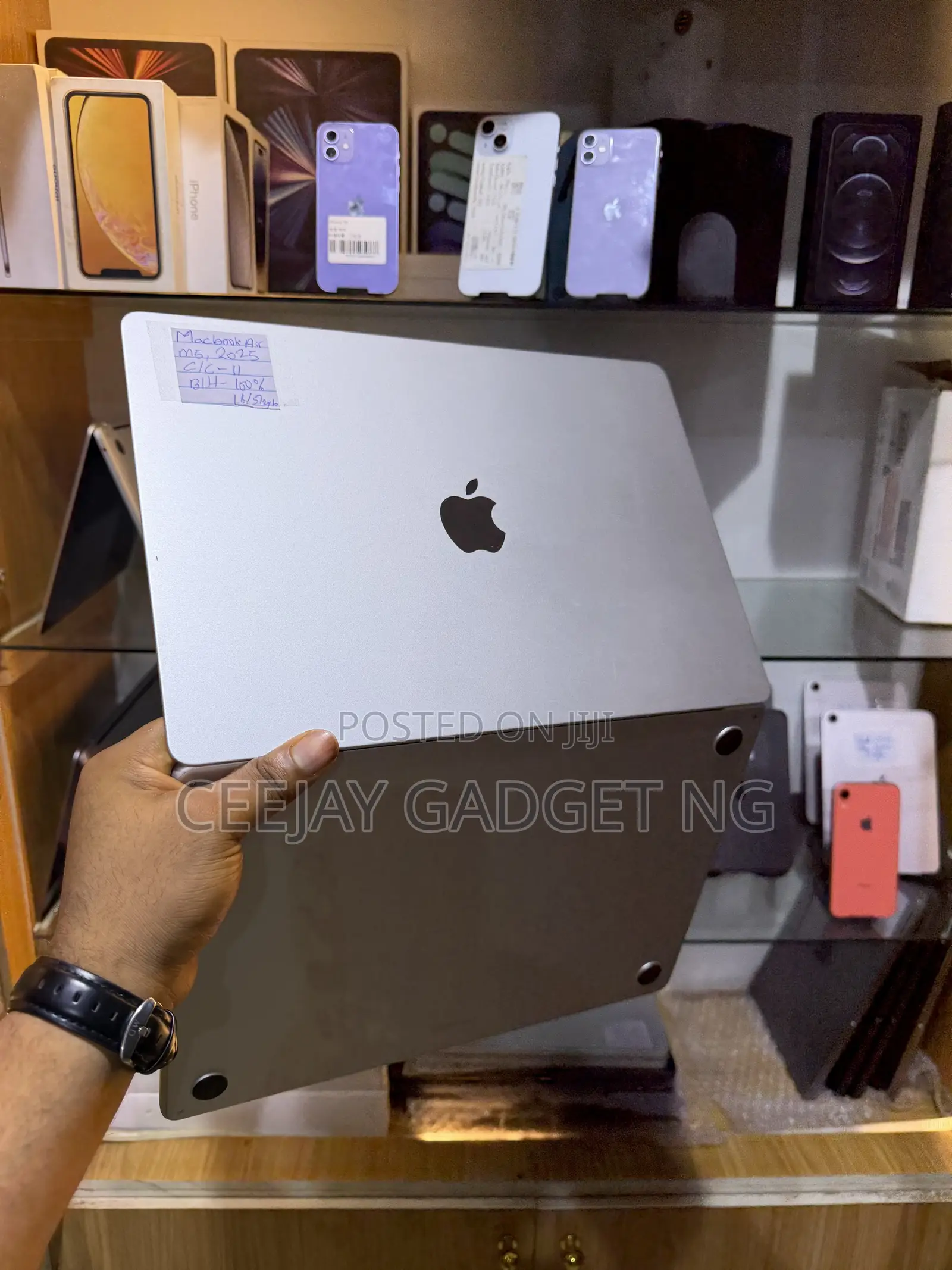 Laptop Apple MacBook Air 2026 M5 16GB Apple M5 SSD 512GB