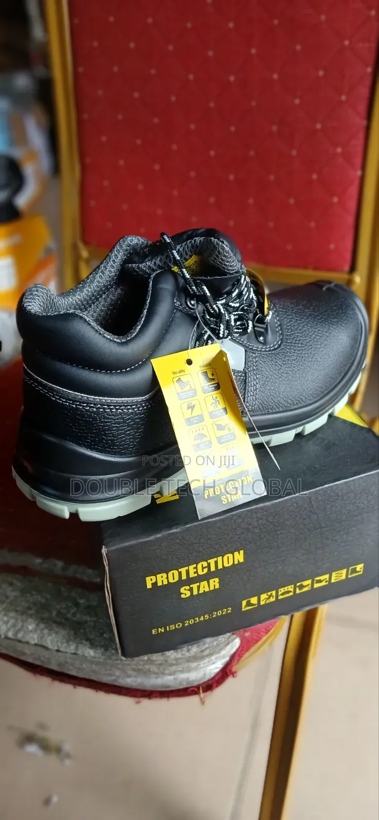Star Safety Boot - Size 42 - Anti-Shock, Anti-Slip Industrial Work