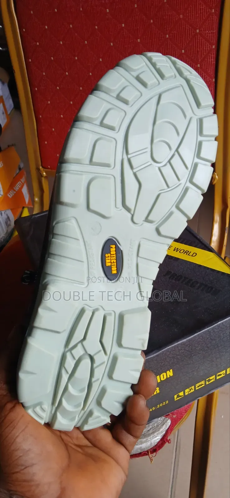Star Safety Boot - Size 42 - Anti-Shock, Anti-Slip Industrial Work