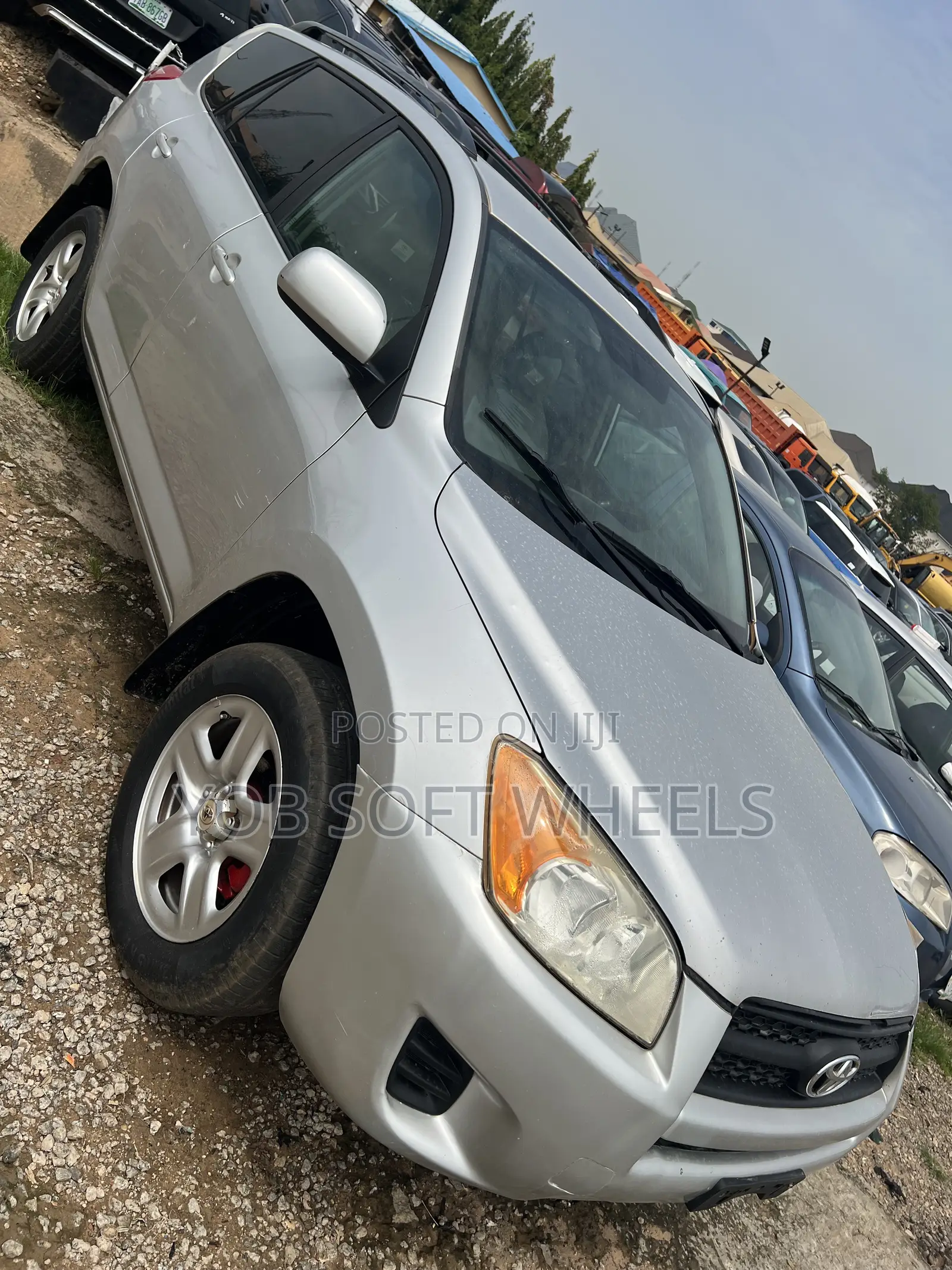 Toyota RAV4 2010 Silver