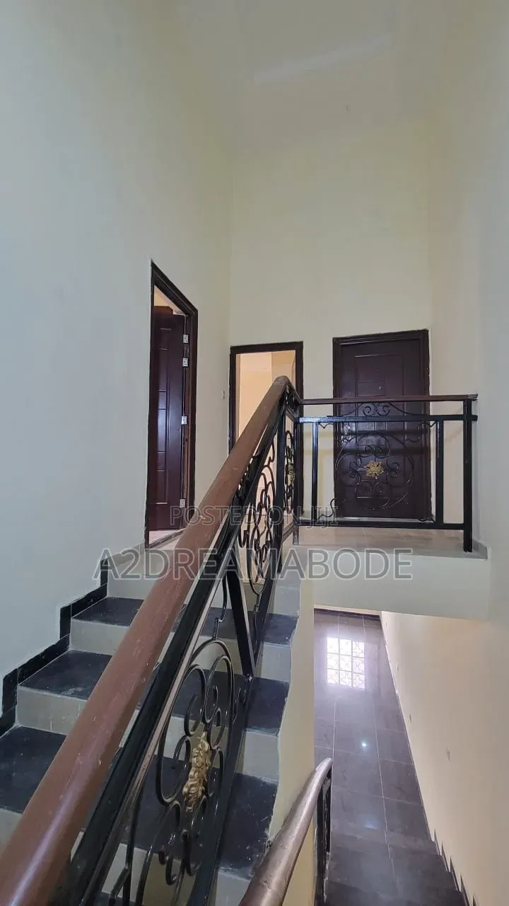 3bdrm Duplex in Ogba Gra for rent