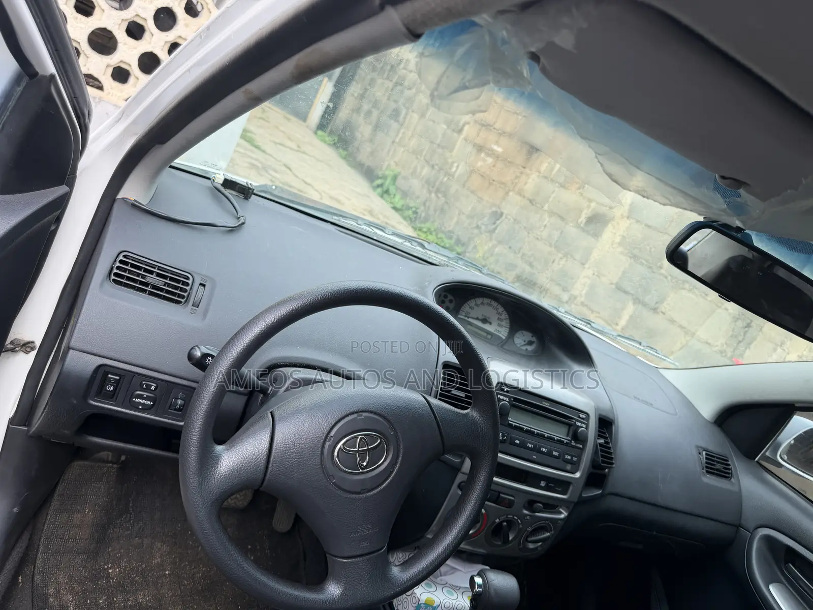 Toyota Vios 2010 Off white