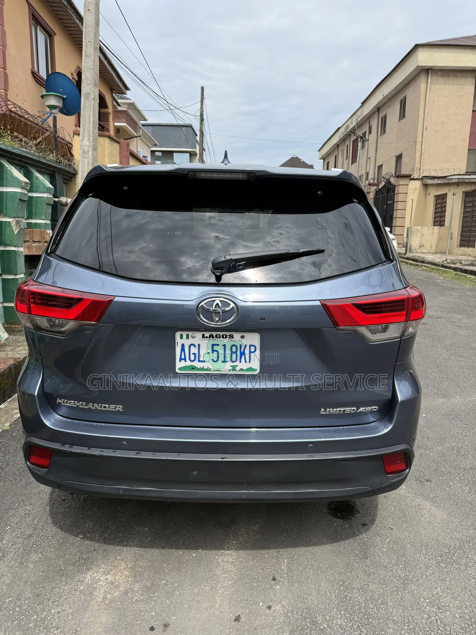 Toyota Highlander Limited 4dr SUV (3.5L 6cyl 6A) 2015 Blue