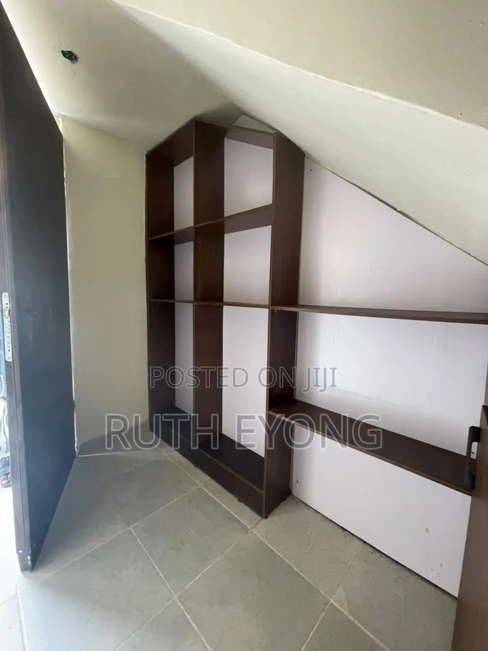 3bdrm Apartment in Lekki Phase 1 for rent