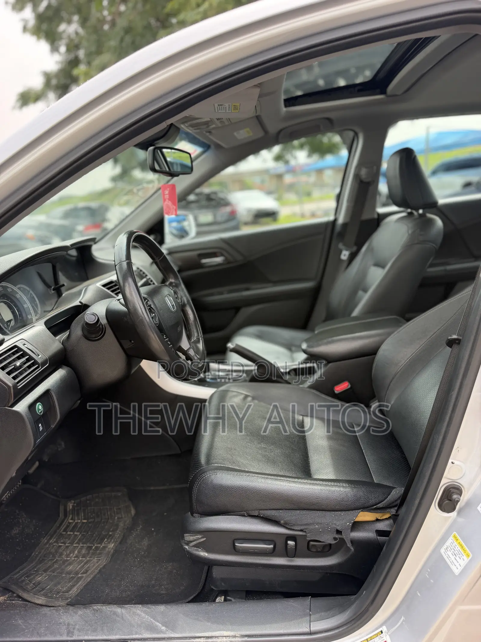 Honda Accord EX-L V-6 2dr Coupe w/Navigation (3.5L 6cyl 6A) 2014 Silver
