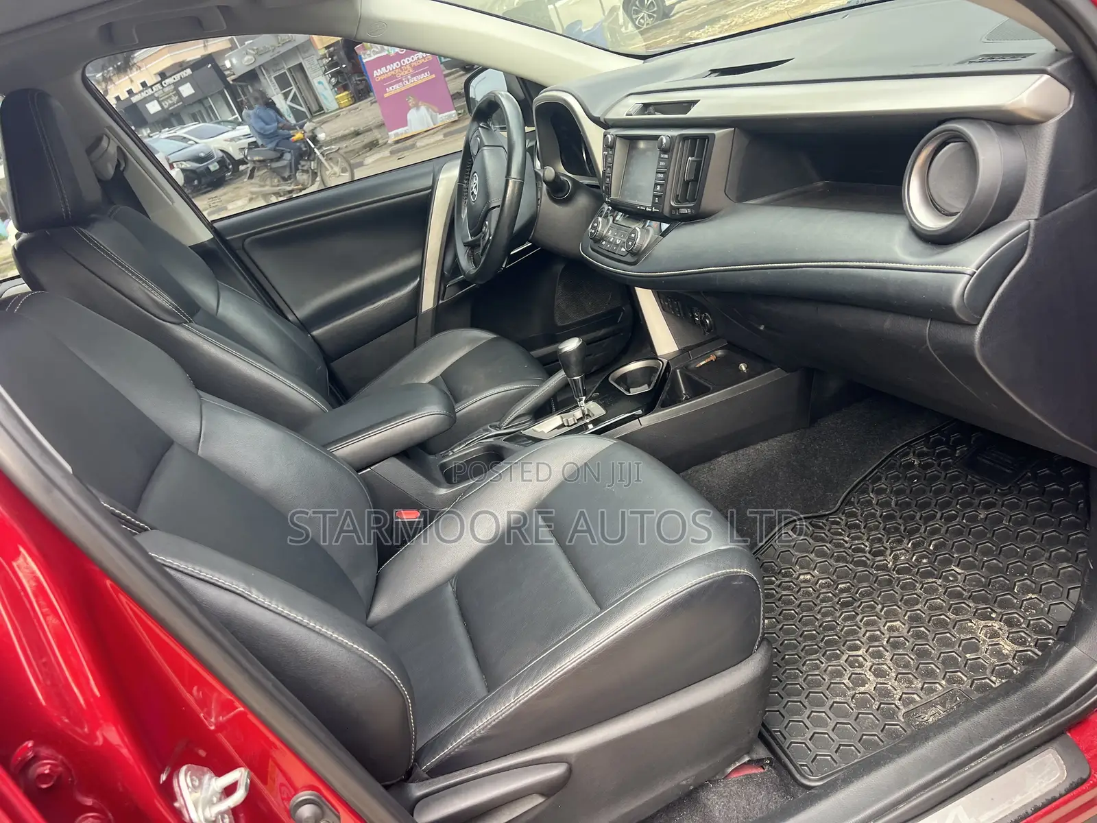 Toyota RAV4 Limited 4dr SUV AWD (2.5L 4cyl 6A) 2018 Red