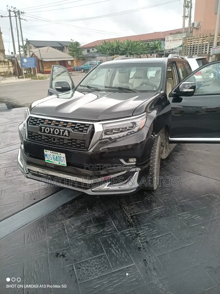 Toyota Land Cruiser Prado 2012 Black