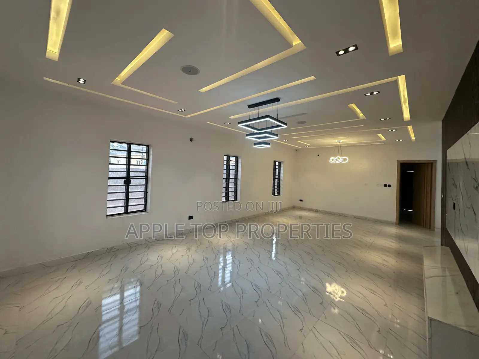 4bdrm Duplex in Valley Estate, Enugu for sale