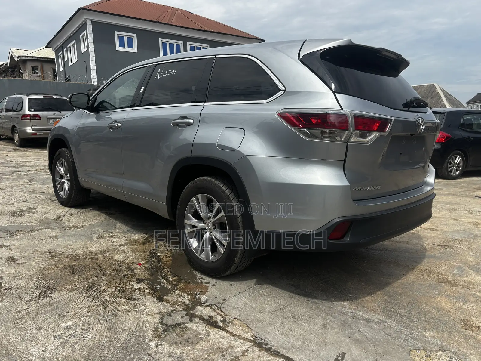 Toyota Highlander LE Plus 4dr SUV AWD (3.5L 6cyl 6A) 2014 Silver