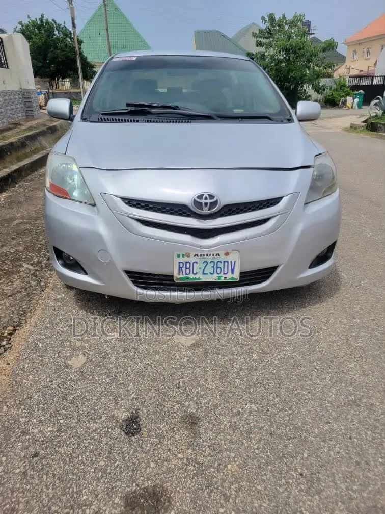 Toyota Yaris 2006 Silver