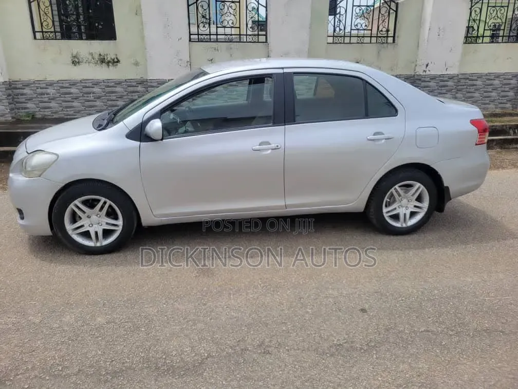 Toyota Yaris 2006 Silver